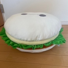 ベイマックスバーガー　クッションぬいぐるみ　東京ディズニーリゾートの画像