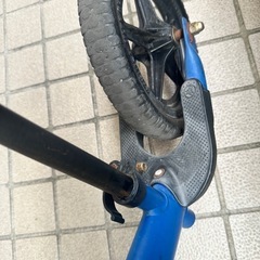 ストライダー 青 キッズ自転車　の画像