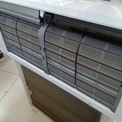 ★リユースのサカイ日立店★HJ7209 TOSHIBA ルームエアコン RAS-F221（W) 2.2kw 20年製 室内機分解洗浄済み の画像