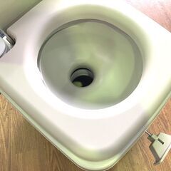 水洗ポータブルトイレ 20L 二層式水洗トイレ 介護/療養/災害/アウトドアの画像