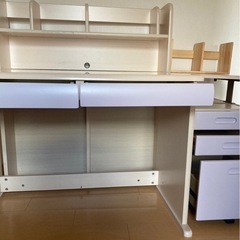 勉強机の画像