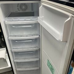 【冷凍庫 入荷しました！】三菱 ブラック 2016年製 MF-U14Y-B1 配送設置 日時指定可能♬即日配送★の画像