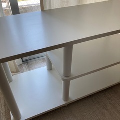 テレビボードの画像