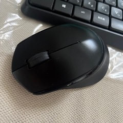 logicoolのキーボード・マウス セットの画像
