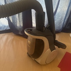 冷蔵庫・掃除機の画像