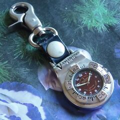 D&G 紳士用腕時計！カレンダー機能搭載＊VALENTINO・懐中時計！2点セットのお譲りです。の画像
