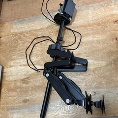 Bauhütte ブラック モニターアーム　bauhutte 3面用アームの画像