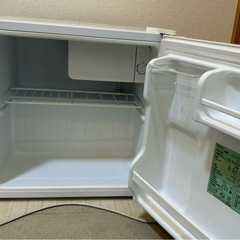 <ジャンク>ミニ冷蔵庫の画像