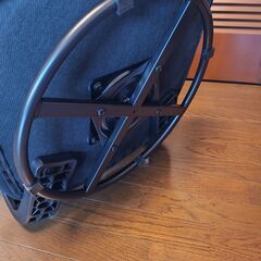 【最終値下げ】メッシュ座椅子　回転　可動式肘掛け　調整可能な腰当ての画像