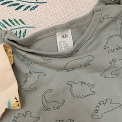 H&M ロンパース　2点の画像