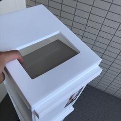 【準新品】３段スリムゴミ箱　　　　　 (幅20.5cmの画像