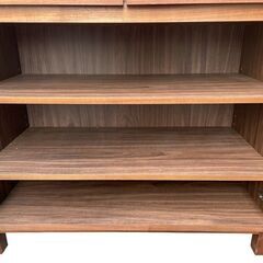 MUJI 無印良品　ウォールナット 脚付キャビネットの画像