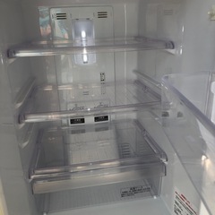 2017年製 冷凍冷蔵庫　146リットル　MITSUBISHI MR-P15A-B 説明書有りの画像