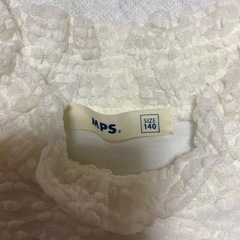 １４０サイズ白長袖の画像