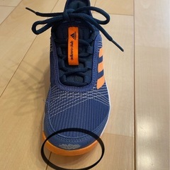 アディダス 【20cm】テニスの画像