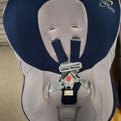 決まりました。Combi製チャイルドシート2台セットの画像