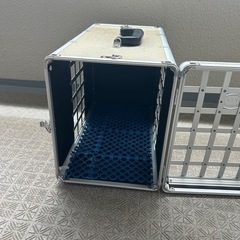 ペットパラダイス　ハードキャリーバッグ　アルミの画像