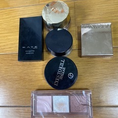 化粧品の画像