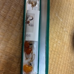 値下げ可能　Beoluna ベオルナ　琥珀　ネックレス&イヤリングの画像