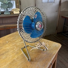　昭和レトロ　ナショナル　レトロ家電　 卓上扇風機　扇風機の画像