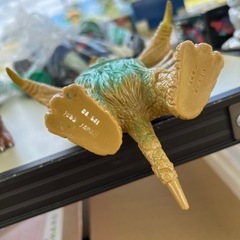 ウルトラ怪獣2体の画像
