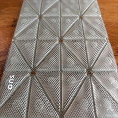 キレイキレイオートディスペンサーとSUO 28°ICE COOL Mat SUOMAT Sの画像