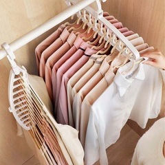 未使用品✨多機能収納ハンガー＆毛玉取り機ピンク　セットの画像