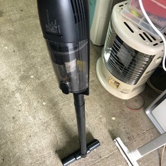 NO：3831サイクロン充電式掃除機‼️  超お買い得品❣️の画像