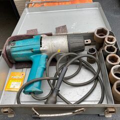 【値下げ】マキタ100V 6型インパクトレンチ  6906の画像