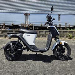 XEAM UNI　電動バイク　２０２２年式　美車　２１５３キロの画像