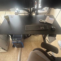 電動昇降式テーブルの画像