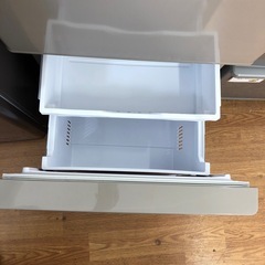【HITACHI/ヒタチ】3ドア冷蔵庫の画像