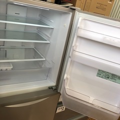 【HITACHI/ヒタチ】3ドア冷蔵庫の画像