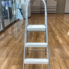 折りたたみ3段脚立【町田市再生家具】　251241の画像