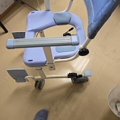 介護用シャワーチェアーの画像