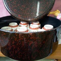 中古【茶櫃】湯飲み10個おまけでお付けしますの画像