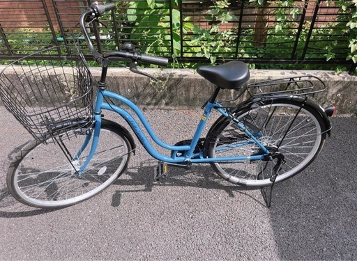 26インチのママチャリ。オートライトなので、来年から始まる青色きっぷ