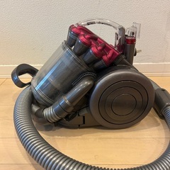 Dyson掃除機　DC26 付属品ありの画像
