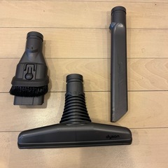 Dyson掃除機　DC26 付属品ありの画像