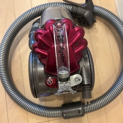 Dyson掃除機　DC26 付属品ありの画像