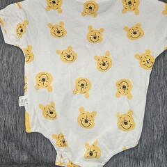 プーさんマスコット付き 半そでロンパース 66cmの画像