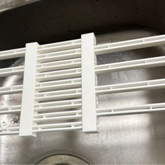 伸縮性水切り＆電気ケトル＆ゴミ袋仕分けワイヤー　3点セットの画像