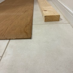 DIYに　2×4 雑木の画像