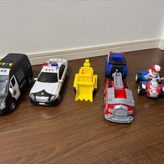 パウパト　トミカ　ホットウィール　音の出る車等の画像