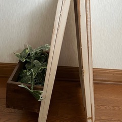 💛おしゃれなイーゼル？飾りボックス💛の画像