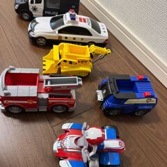 パウパト　トミカ　ホットウィール　音の出る車等の画像