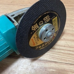 SHINKO/新興製作所　ディスクグラインダー SDG-100D※稼動品　替え刃　箱付きの画像