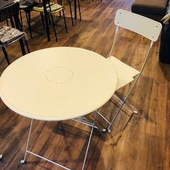 IKEA 折り畳み式ガーデンテーブルセットの画像