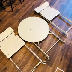 IKEA 折り畳み式ガーデンテーブルセットの画像