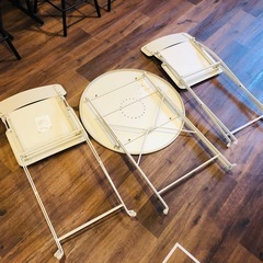 IKEA 折り畳み式ガーデンテーブルセットの画像